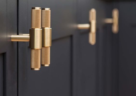 Как покрасить латунь? Зачем покрывать латунь лаком?
