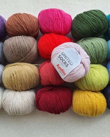 Приехала пряжа Katia United Socks