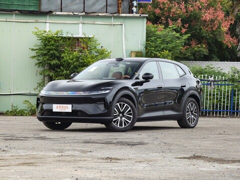 Changan Qiyuan Q06: кроссовер на 800 вольт с зарядкой 6C и запасом хода до 1600 км