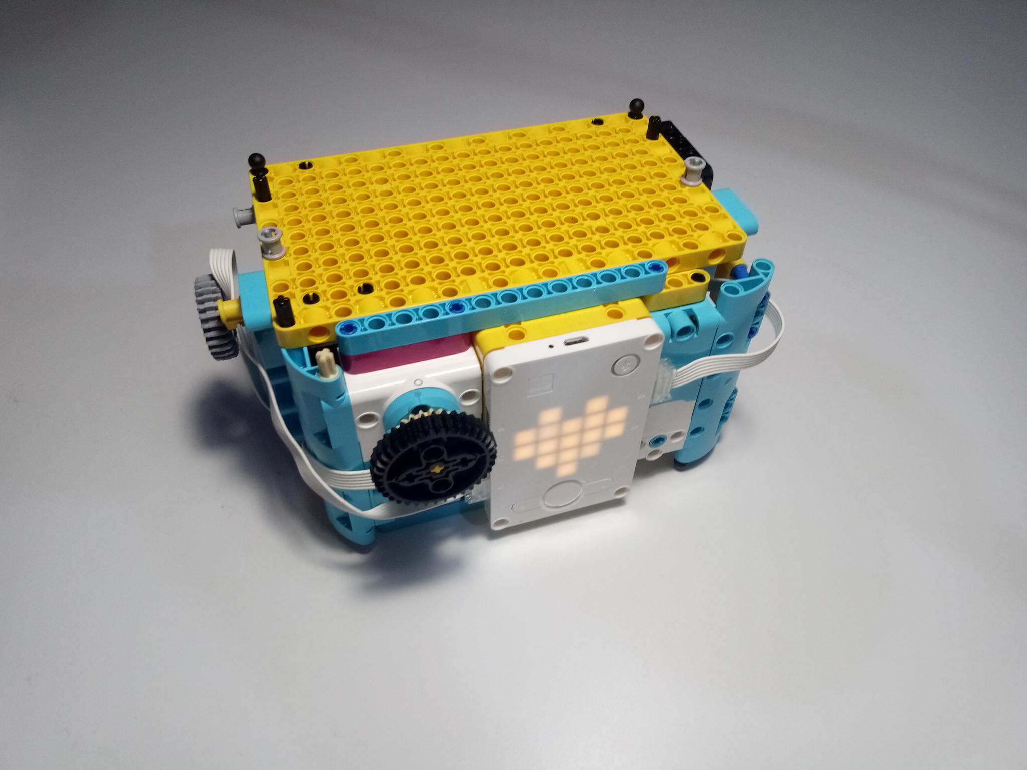 Lego Spike Prime — Первое впечатление Lego Spike Prime — Первое впечатление