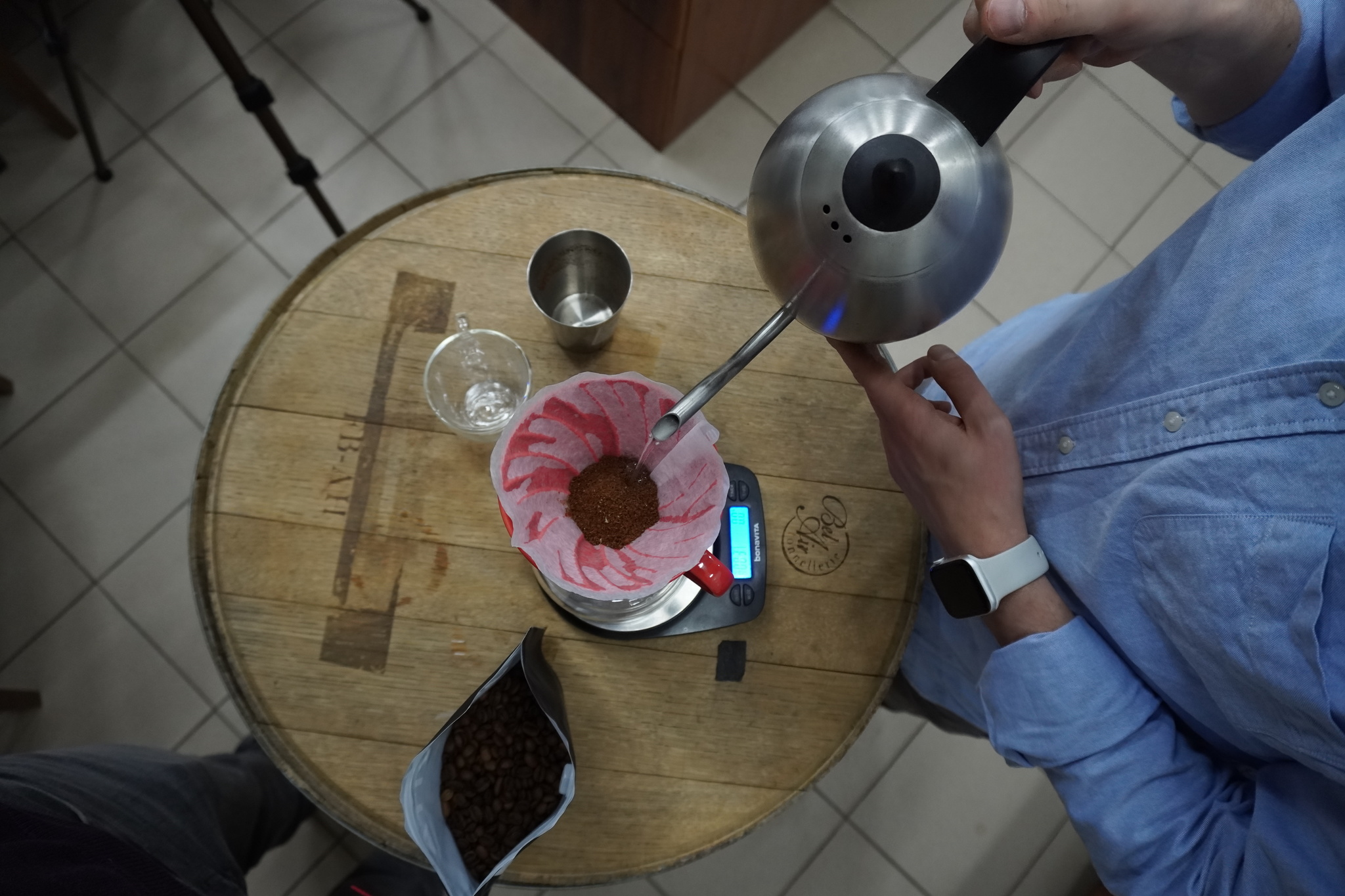 Рецепт заваривания кофе от Арсения Кузнецова в воронке V60