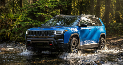 Jeep Cherokee Trailhawk 2027: понижающая передача, блокировка и лифт для гибридного кроссовера