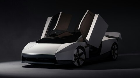 Новый Tesla Roadster: 0,81 секунды до 97 км/ч, вентилятор под днищем и сопла на сжатом воздухе