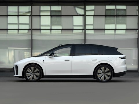 Li Auto i6 2026: батарея 96 кВт·ч, экран на 29 дюймов и свой чип автопилота