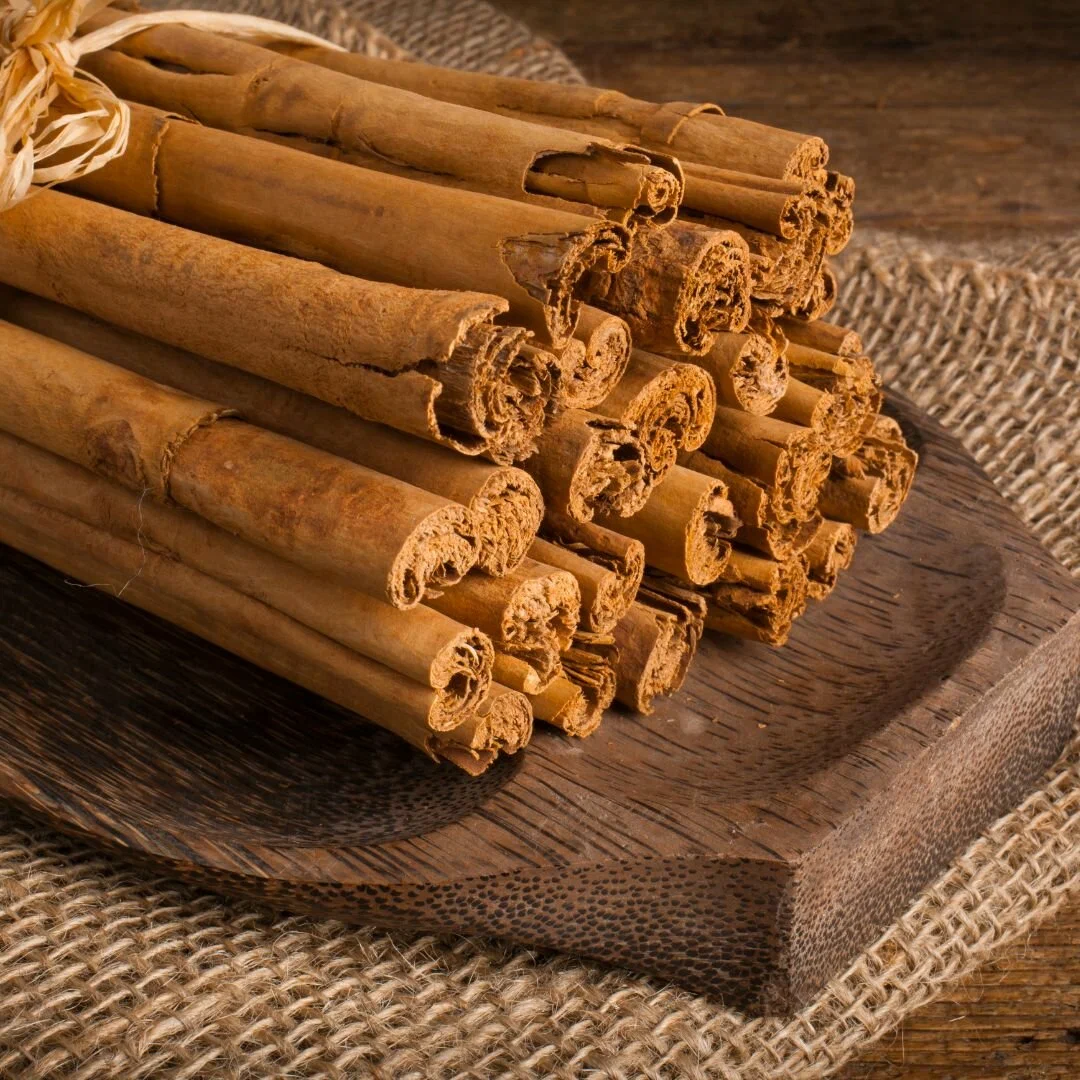 Эфирное масло цейлонской корицы (Cinnamomum verum): как его правильно использовать?