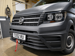 Установка автомобильной лебедки РЕДБТР на Volkswagen Crafter — автодом