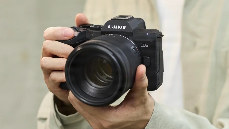 Представлена Canon EOS R8 Mark II с IBIS и 4K 60p без кропа
