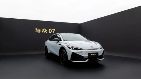 Volkswagen ID. UNYX 07: электроседан на технике Xpeng