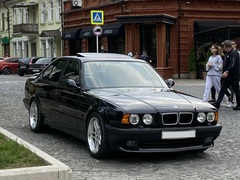 5-я серия (E34)