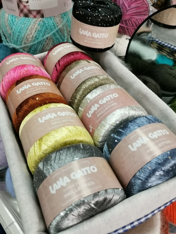 PAILLETTES