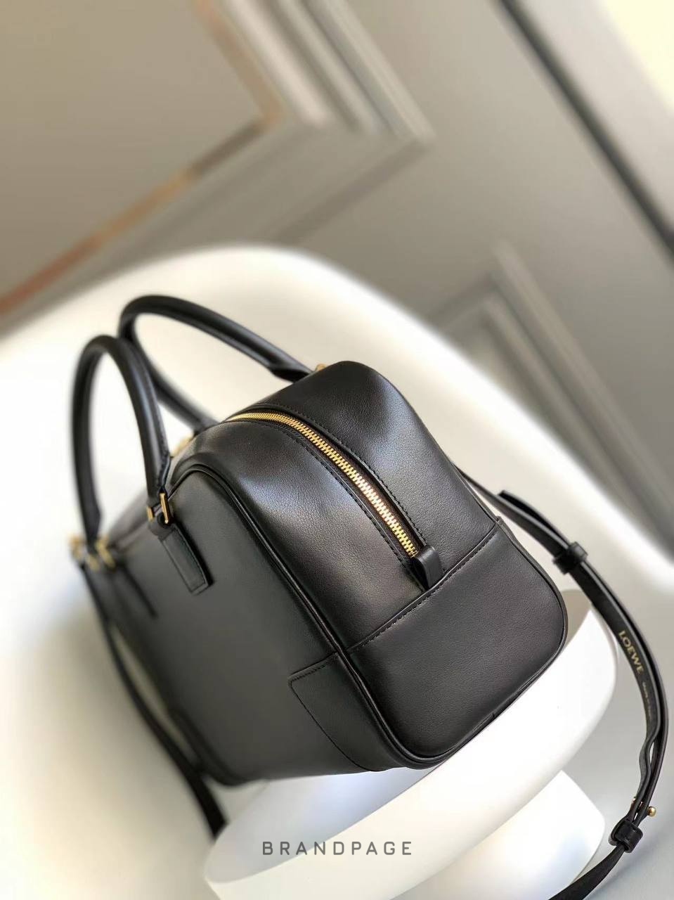 Сумка чёрная от Loewe Amazona 28 BP5-267462 — фото 2 [TG 1154e0688fcf-002]