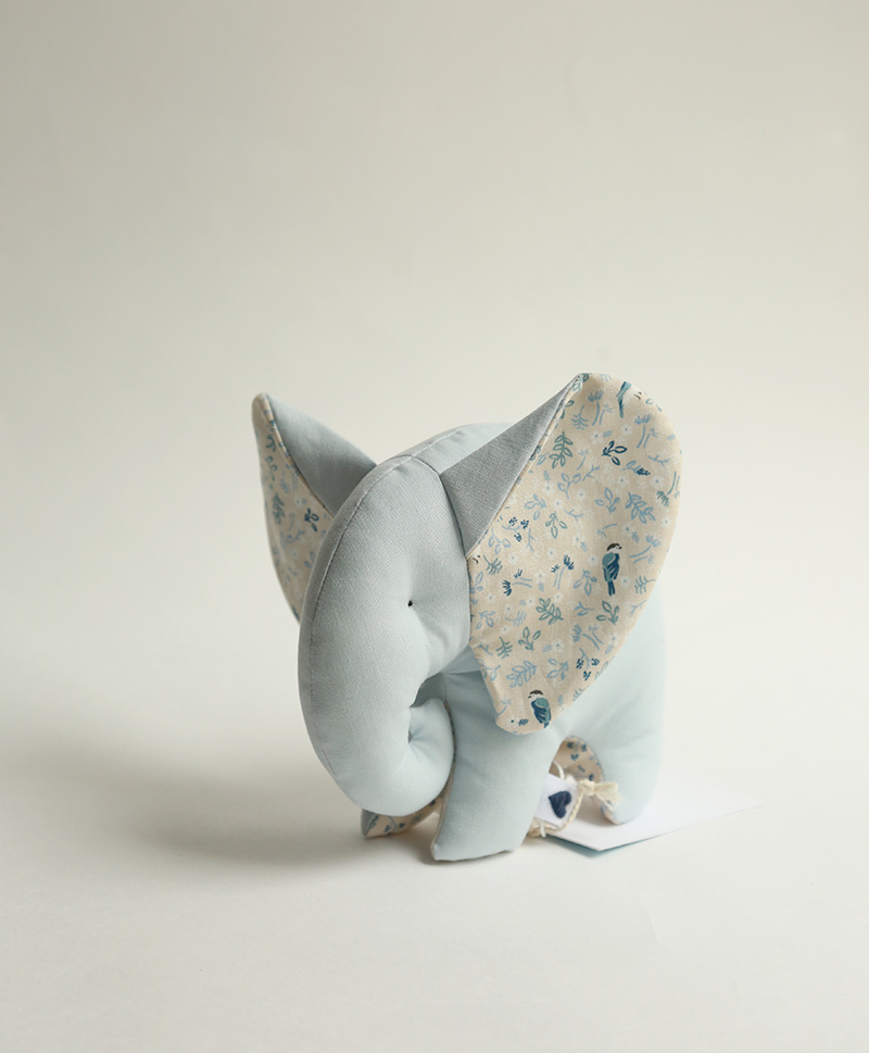 elephant.jpg