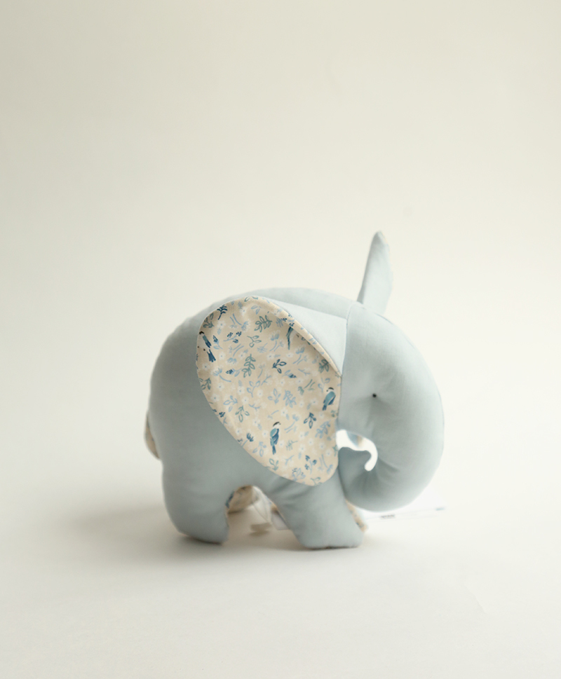 elephant.jpg