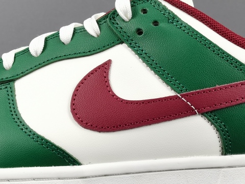 Nike Dunk Low 'Gorge Green' 
