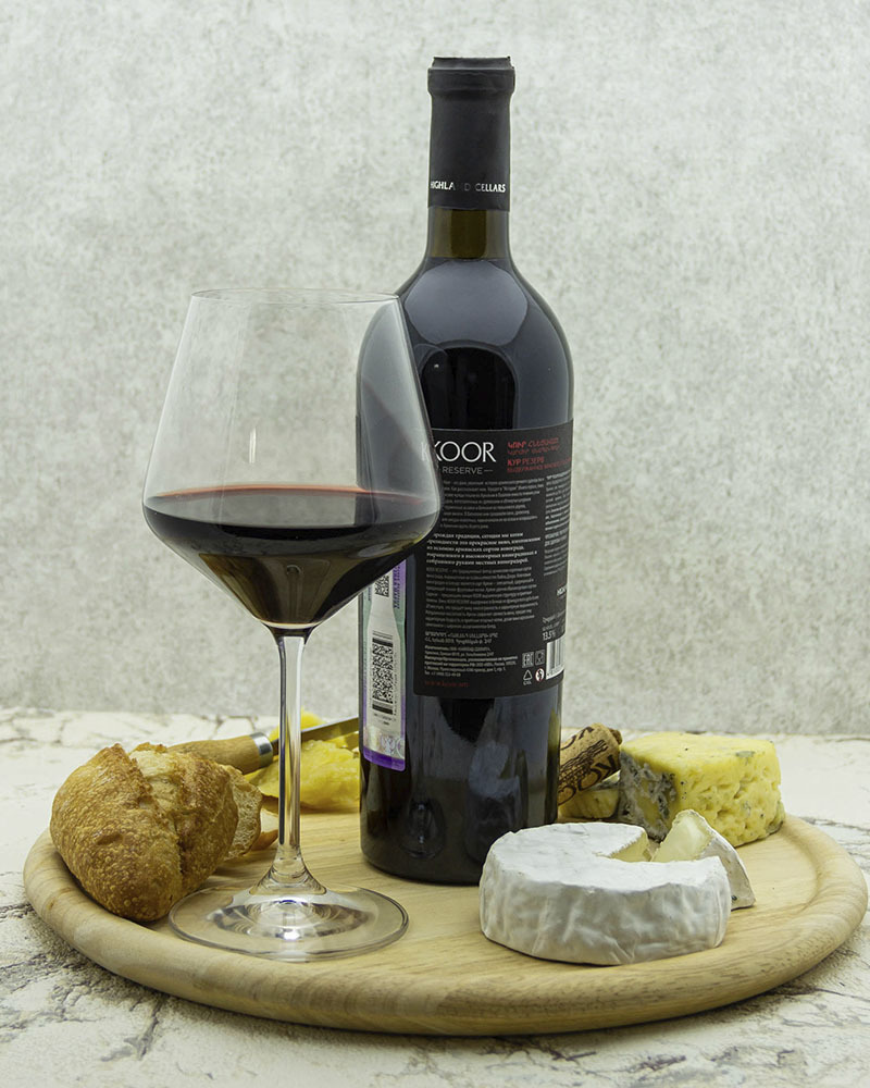 Вино Koor Красное Сухое Резервное 2015 г.у. 13,5% 0,75 л, Армения