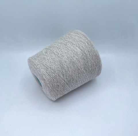 Millefili (пр.Италия),art-Merinodosgarz 740м/100 гр. 78%Шерсть 20%Полиамид 2%Полиэстер, цвет-Серый меланж,арт-30806