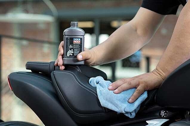 Средство для ухода за кожей Liqui Moly Motorbike Leder-Kombi-Pflege 250мл