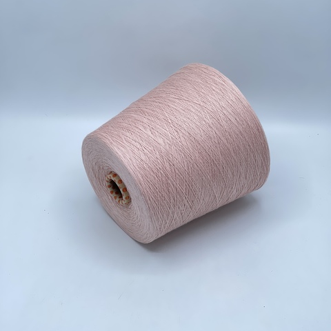 Бобинная пряжа,Cotton combed, 1693м. 100%Хлопок, Светло-розовый(462), 39145