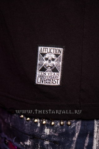 Affliction | Футболка мужская Wolves Tee Ten Year Anniversary A11898 лейбл годовщина 10 лет