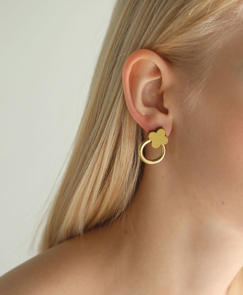 Серьги Elsa Studs in Chartreuse