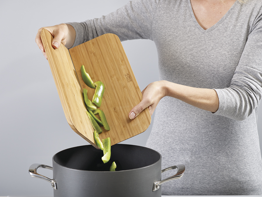 Доска разделочная Chop2Pot большая Joseph Joseph
