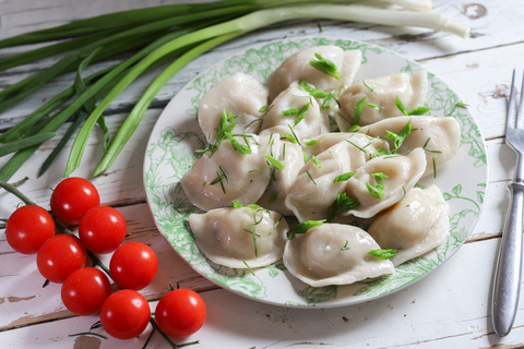 Вареники с творогом и зеленым луком