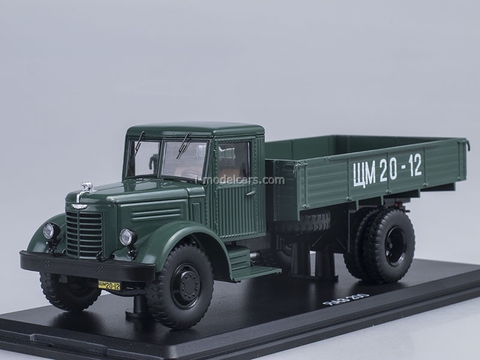 YaAZ-200 flatbed truck 1947 green Start Scale Models (SSM) 1:43