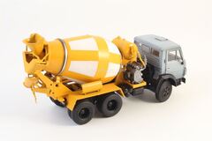 KAMAZ-5511 SB-92 Concrete mixer truck 1:43 AVD Models