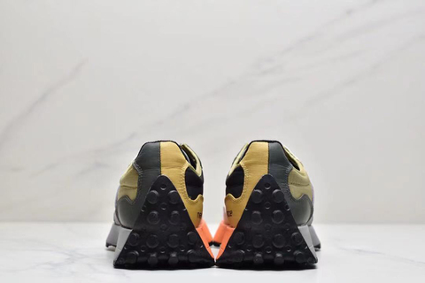 New Balance 327 'Golden Poppy' 