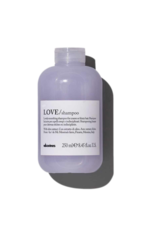 Davines LOVE Smoothing Shampoo — разглаживающий шампунь