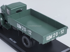 YaAZ-200 flatbed truck 1947 green Start Scale Models (SSM) 1:43