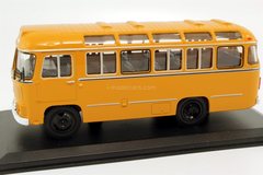PAZ-672M Classicbus 1:43