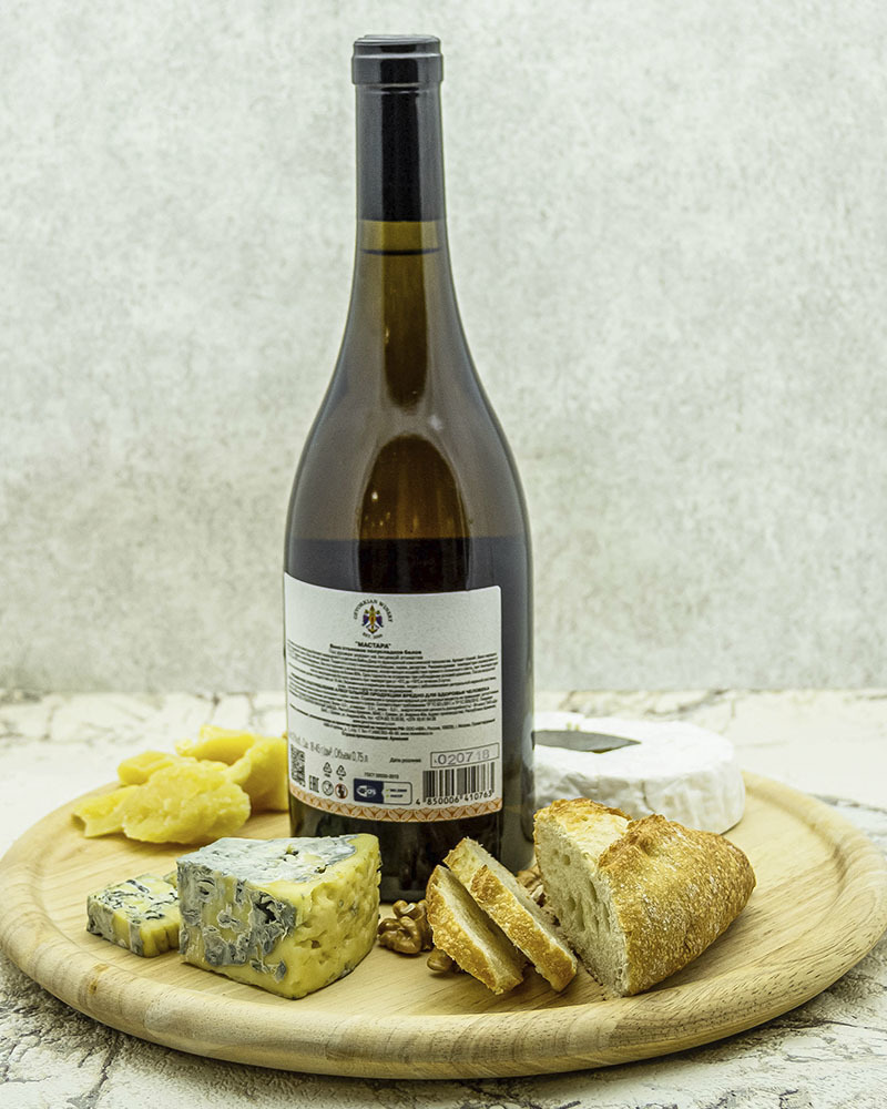 Вино Gevorkian Winery Мастара Белое Полусладкое 2017 г.у. 12,0% 0,75 л