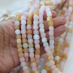 Кварц тонированный бусины, розово-кремовый микс, 7-8 мм, 1 нить, К177