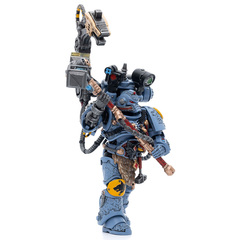 Фигурка Warhammer 40K Space Wolves Iron Priest Jorin Fellhammer