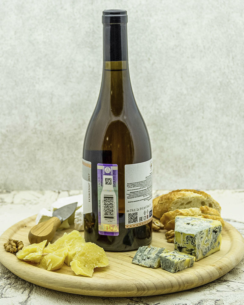 Вино Gevorkian Winery Мастара Белое Полусладкое 2017 г.у. 12,0% 0,75 л