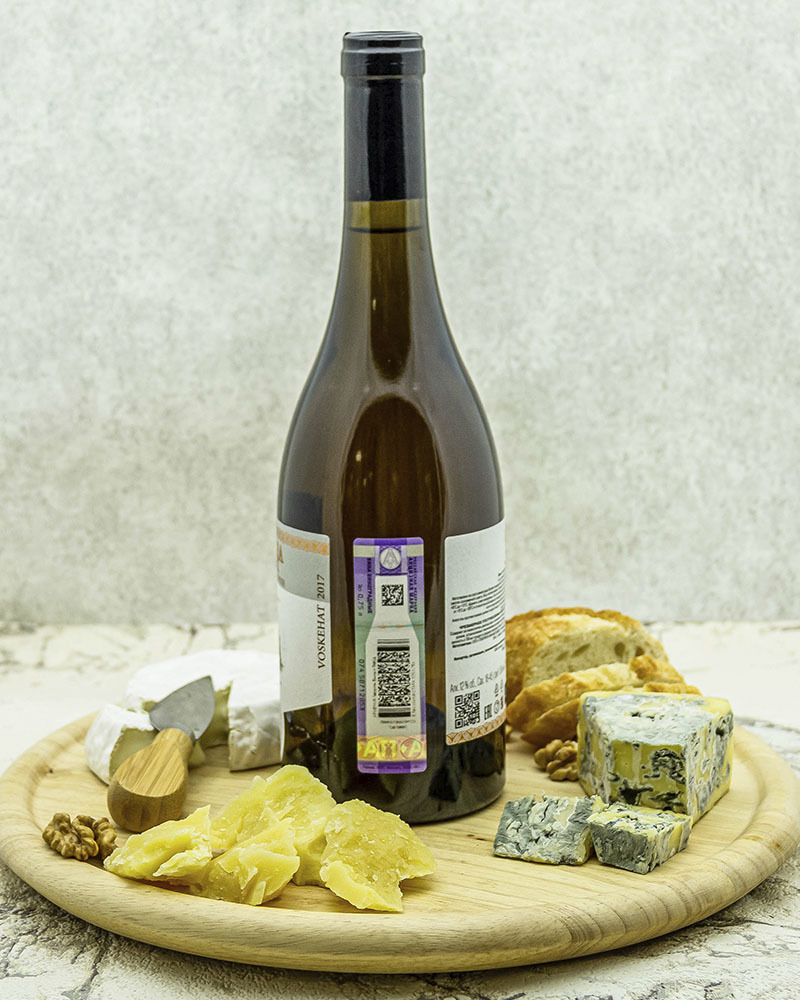 Вино Gevorkian Winery Мастара Белое Полусладкое 2017 г.у. 12,0% 0,75 л