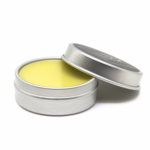 Воск для усов сильной фиксации с ароматом «Ром» 15ml Trius