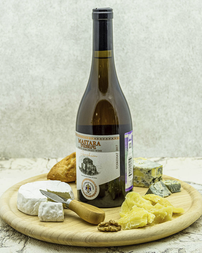 Вино Gevorkian Winery Мастара Белое Полусладкое 2017 г.у. 12,0% 0,75 л