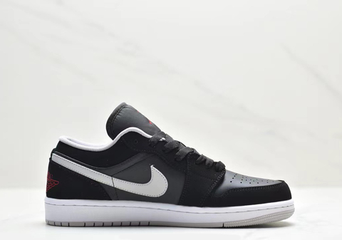 Air Jordan 1 Low 'Black/White' 