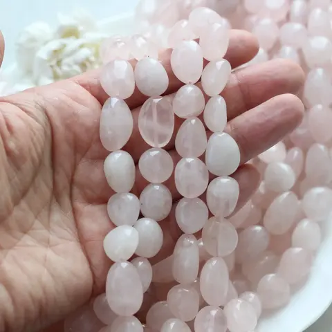 Розовый кварц бусины, 12-20 мм, 1 нить, К257