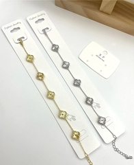 braslet-trendy-s-5yu-podveskami-klever-s-almaznymi-granyami-giloshe-serebro-zoloto