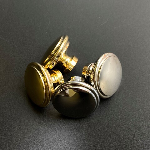 Кнопка Evergreen (Polished Brass)