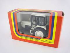 Tractor MTZ-82 Belarus metal (choose color) 1:43 Agat Mossar Tantal