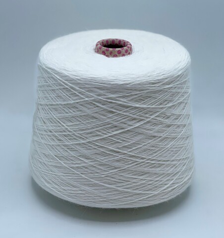 Biagioli Modesto (пр.Италия),art-Angora 70 900/2  450м/ 100 гр. 70% ангора, 30% Полиамид, цвет-Белый, арт.19747