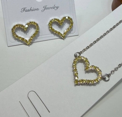 komplekt-ukrashenij-serdechki-kole-s-podveskoj-sergi-v-stile-tiffany