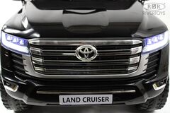 Toyota LAND CRUISER 300 4WD L999LL  (лицензионная модель)