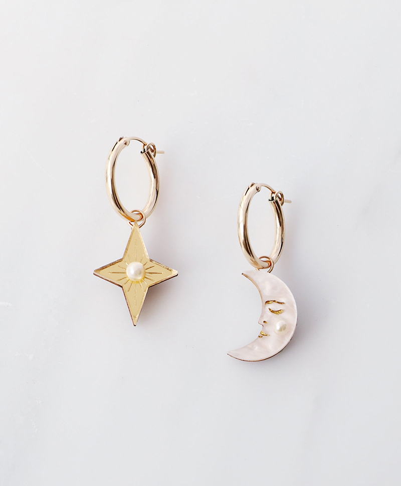 Серьги Moon & Star Hoops