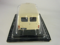 UAZ-452V minibus 4x4 beige 1:43 DeAgostini Auto Legends USSR #15