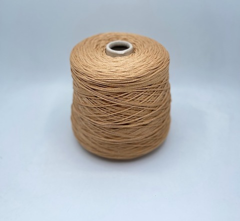 Industria Italiana (пр.Италия),art-Darling 220м/100гр, 64% Органический хлопок, 20% Полиамид, 16% Металлизированное волокно(люрекс), цвет-Кэмел. арт-29178
